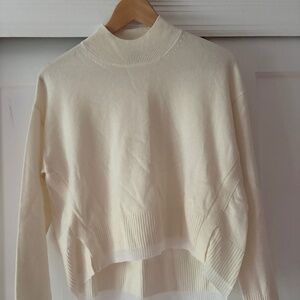 Pinko whisper cashmere knit with trim